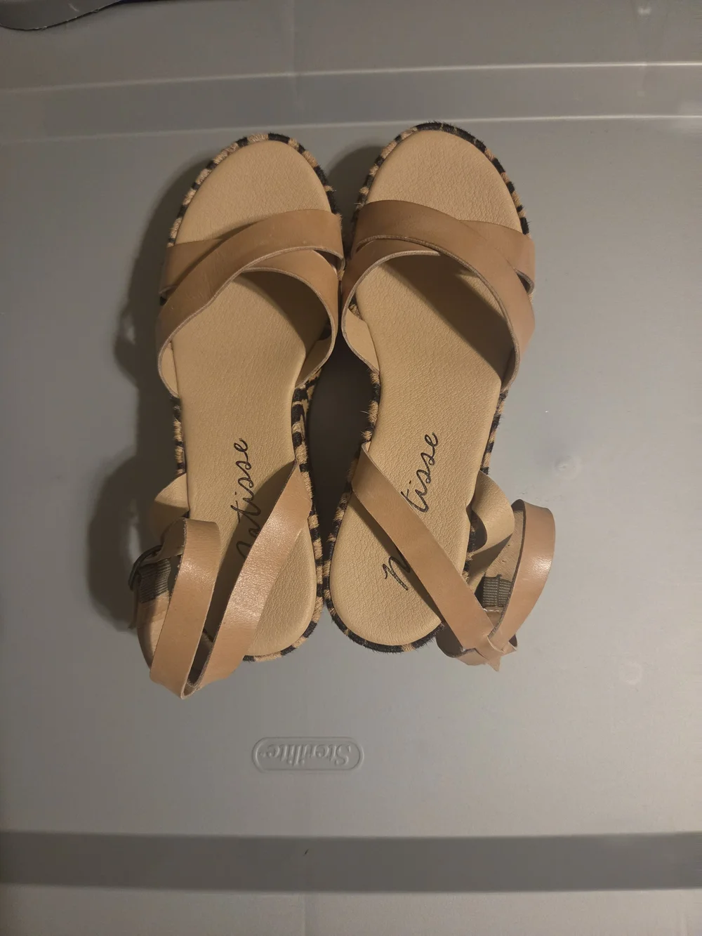 Matisse tan leather
